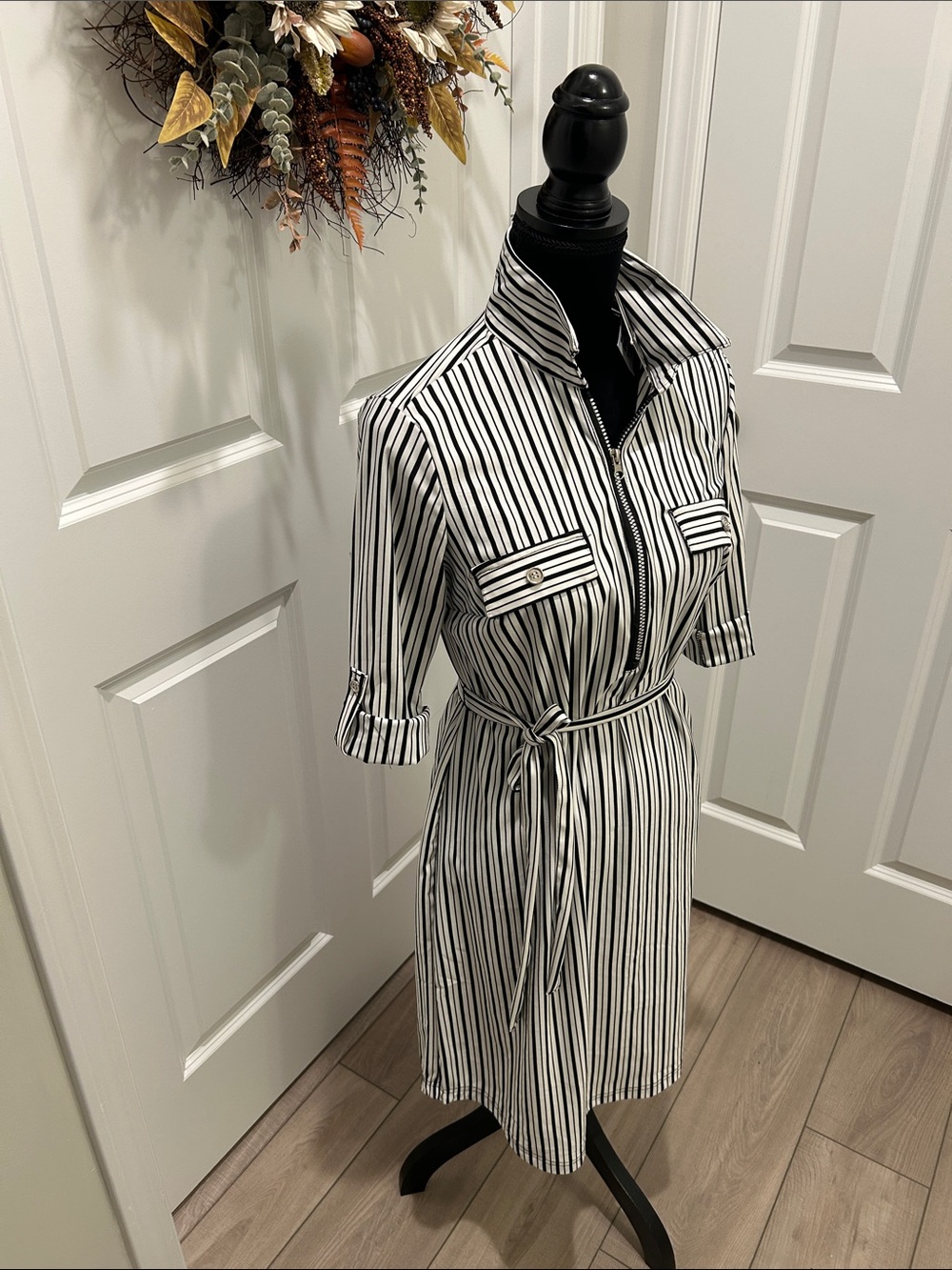 NWT Mlle Gabrielle Black & White Vertical Stripe Midi Shirt Dress Size Small - Picture 7 of 14
